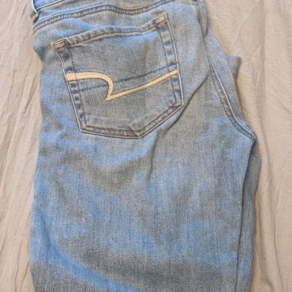American Eagle Size 4 Capri Pants